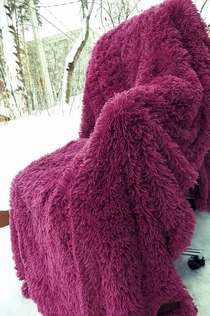 Розовый